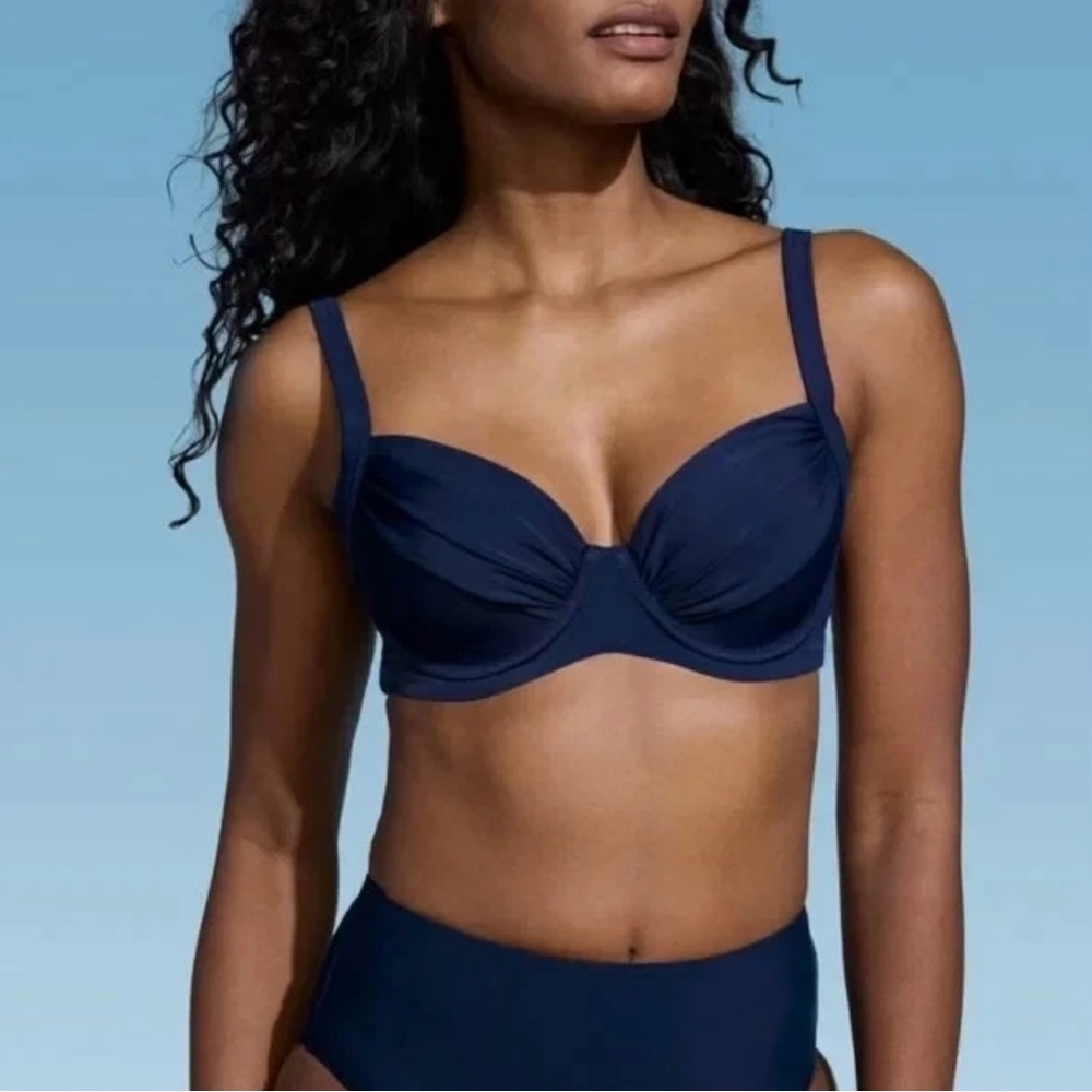 Lands’End Navy Blue Underwire Bikini Top Size 12